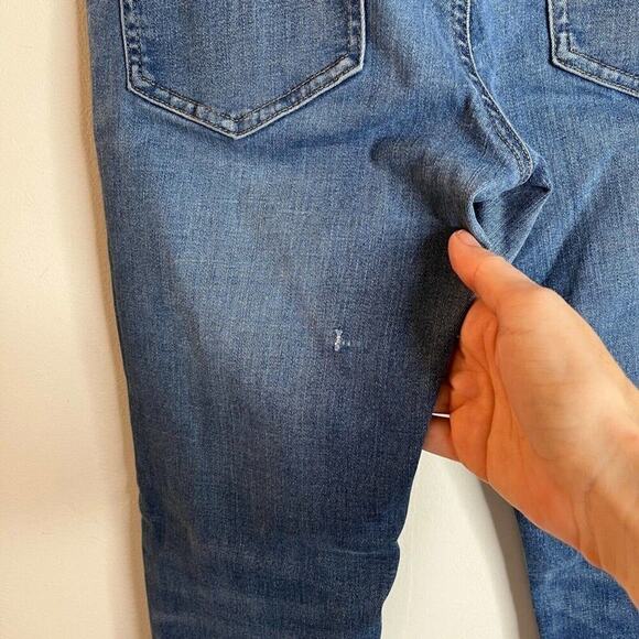 Uniqlo Women's Skinny Jeans Size 24 Tapered Mid Rise Ultra Stretch Light Wash - Picture 4 of 7